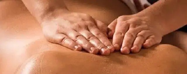Há indícios de prática de prostituição nas casas de massagem avança INAE