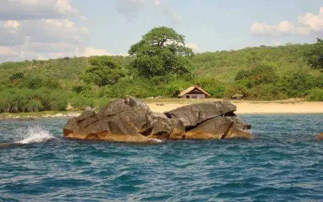 Localizado corpo do pescador afogado no Lago Niassa