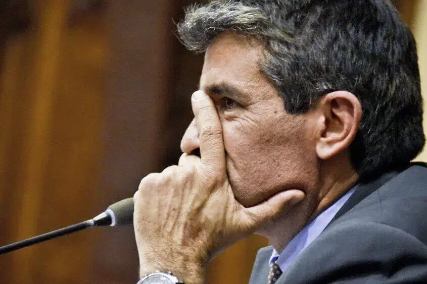 Vice-presidente do Uruguai renuncia ao cargo