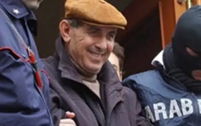 Chefe de mafia preso após encomendar a morte da própria filha