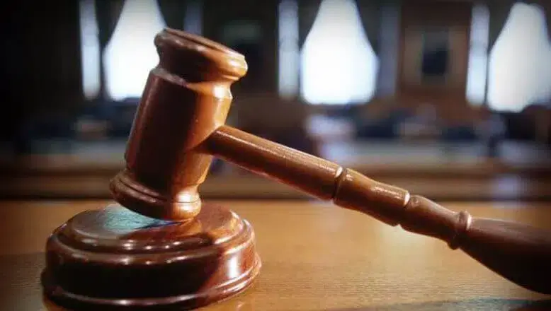 Homem condenado à 45 anos de prisão por mutilar mamilos de ex-namorada