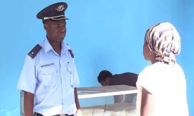 Casal detido por suspeita de tráfico e imigração ilegal
