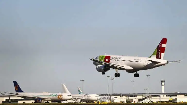 Companhias aéreas têm de indemnizar passageiros