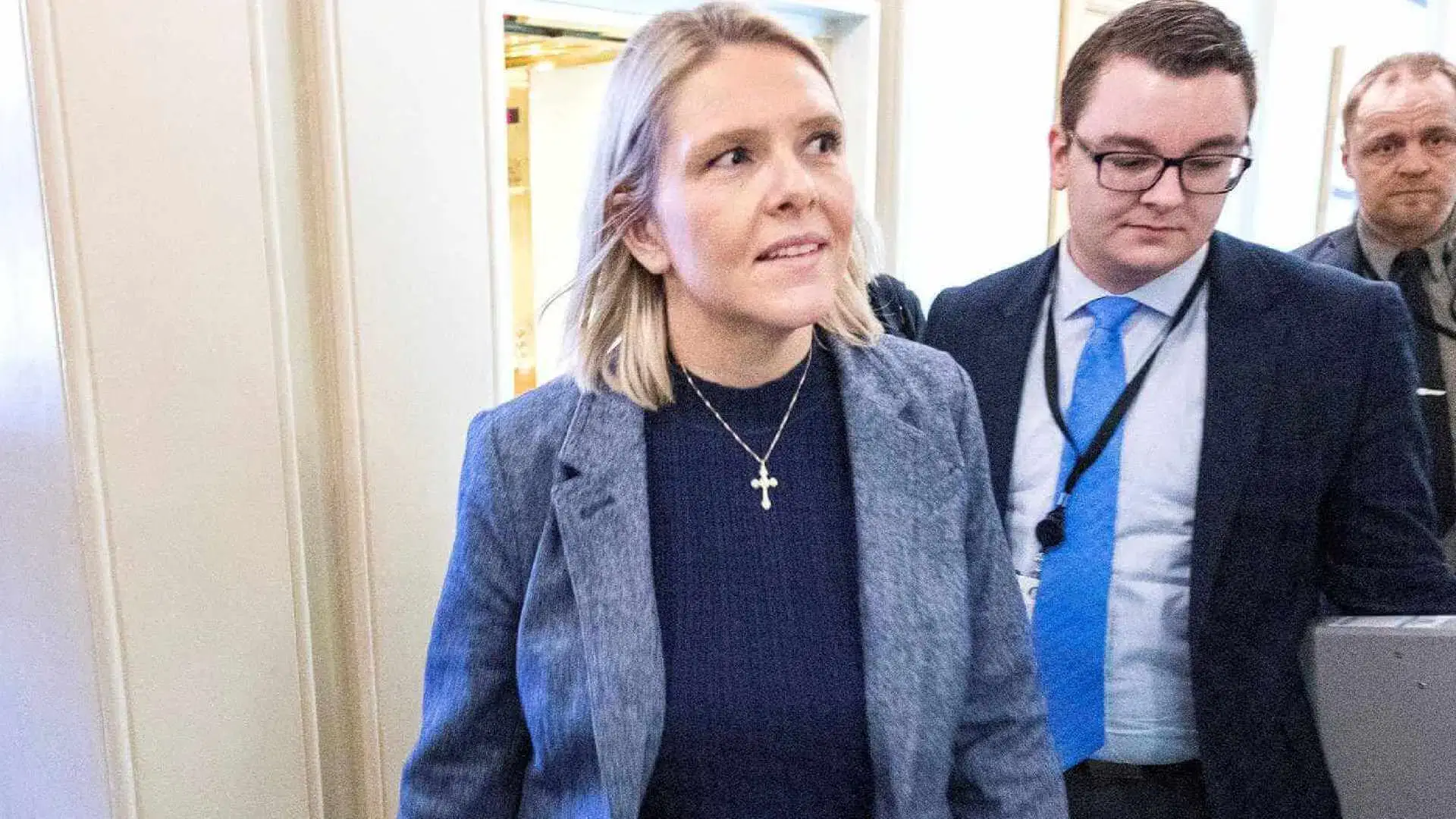 Ministra da Justiça da Noruega demite-se após polémica sobre imigração