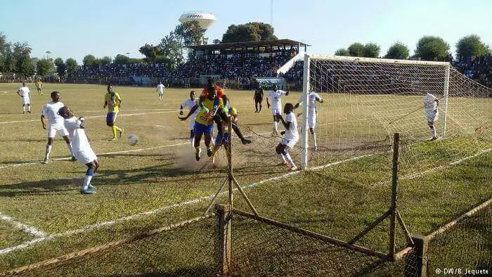 Crise em Moçambique chega ao futebol