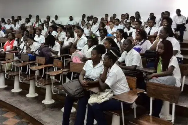 MINEDH altera regulamento de avaliação do ensino secundário