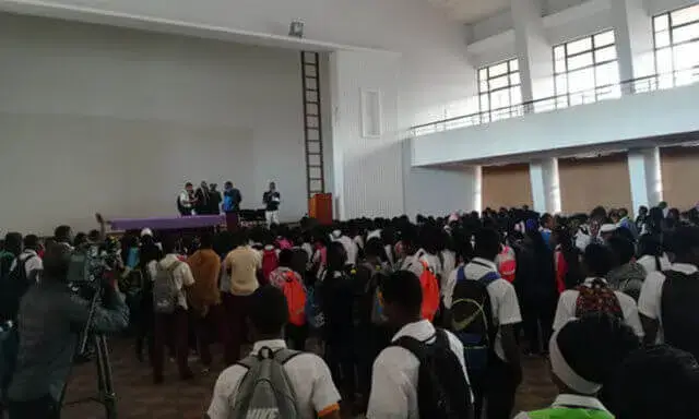 Suspensão de dispensas não entra em vigor este ano