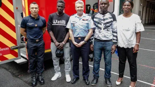 Herói de Paris juntou-se aos bombeiros da cidade