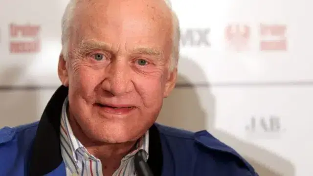 Astronauta Buzz Aldrin processa filhos por roubo