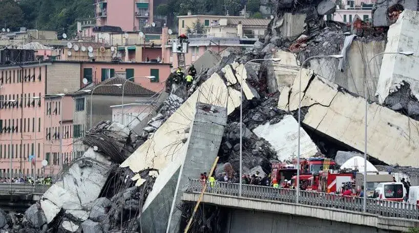 Governo quer demissões na concessionária que faz manutenção na ponte que desabou em Itália