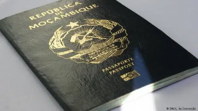 Nigerianos condenados na china na posse de passaportes moçambicanos