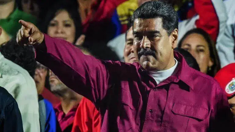 Maduro quer indemnização por colombianos no país