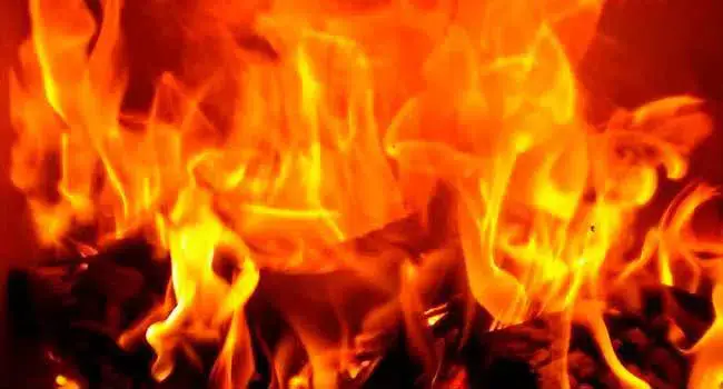 Incêndio mata três pessoas da mesma família na Beira