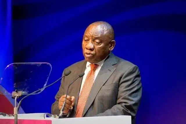 Presidente sul-africano nega conhecimento sobre escândalo financeiro