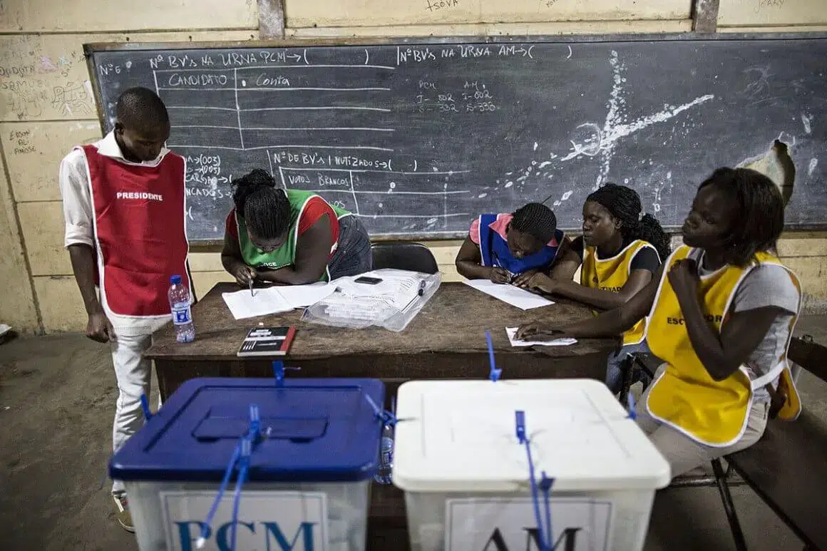 Comissão Nacional de Eleições de Moçambique anuncia resultados oficiais