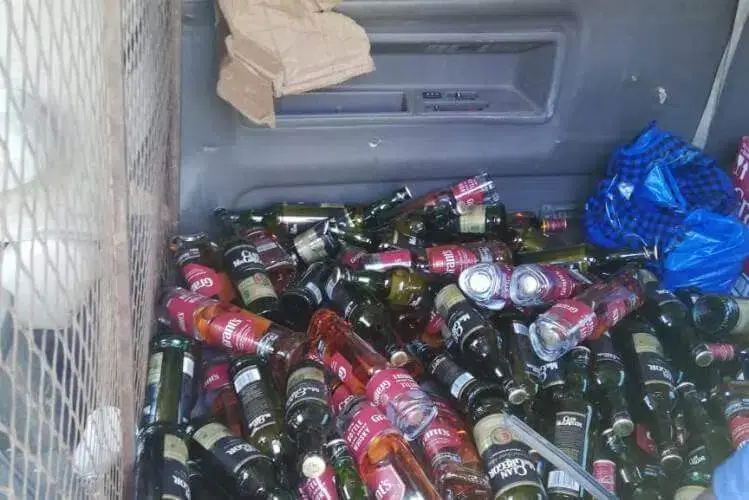 AT apreende 200 caixas de bebida espirituosa