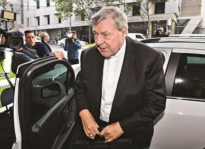 Cardeal Pell condenado por abusos a menores