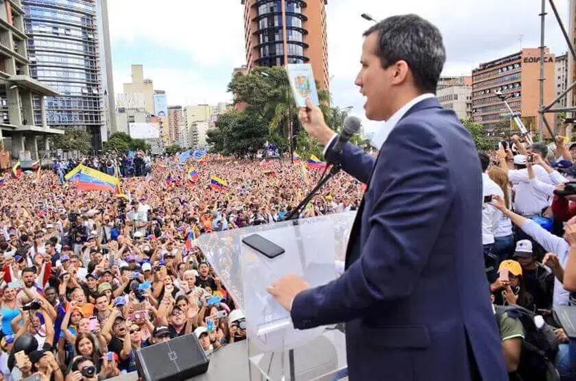 Tribunal Supremo impede saída de oposicionista Guaidó da Venezuela