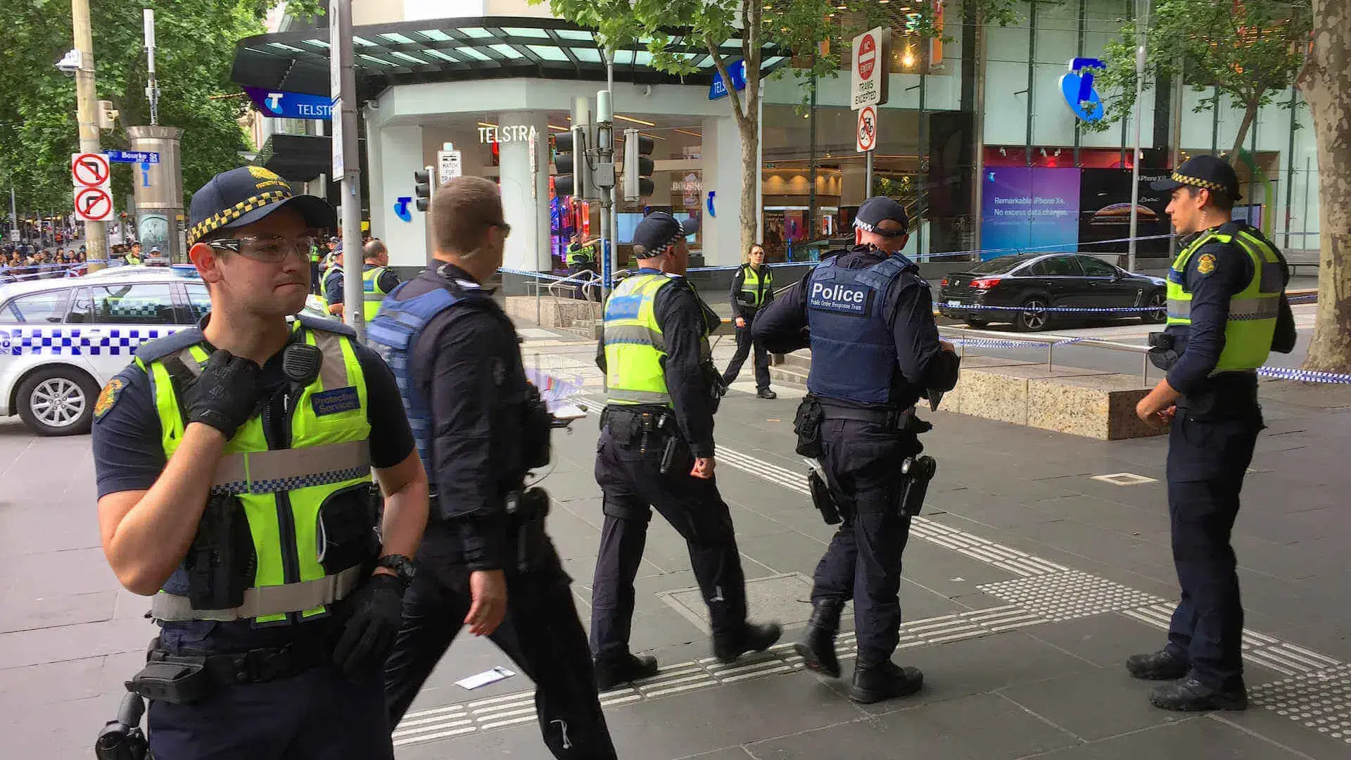 Condutor que atropelou multidão em Melbourne condenado a prisão perpétua