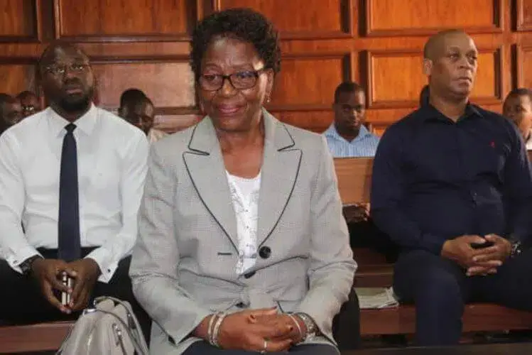 Antiga embaixadora de Moçambique nos EUA condenada a 10 anos de prisão