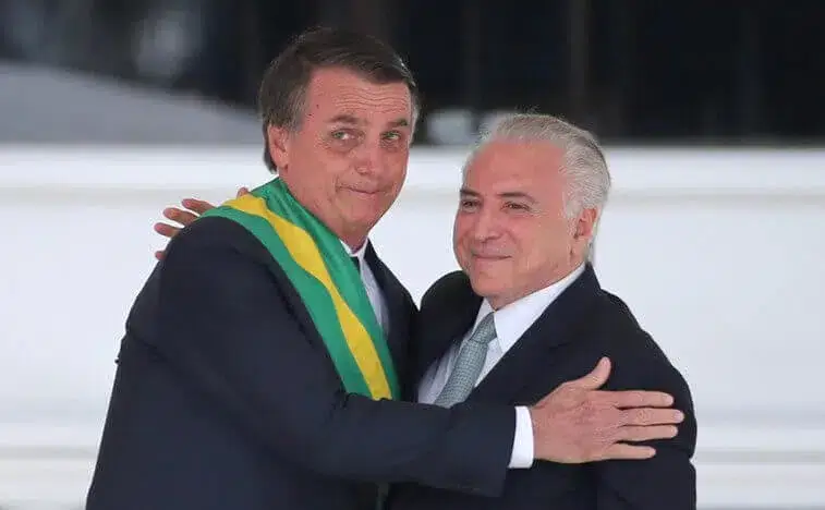 Não vou jogar dominó com Lula e Temer no 'Xadrez', diz Bolsonaro