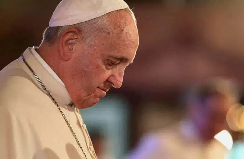 Papa Francisco adota regras rígidas contra abuso sexual