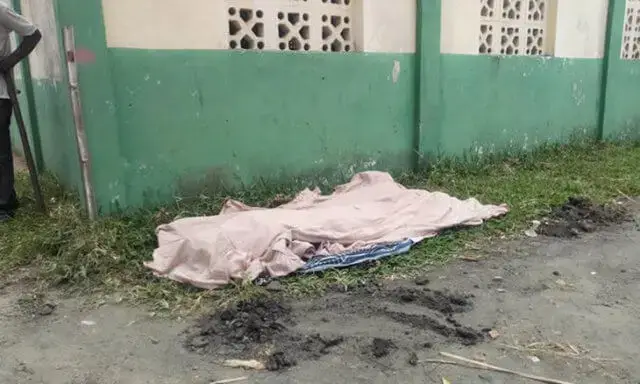 Mulher degolada e corpo abandonado atrás de uma igreja