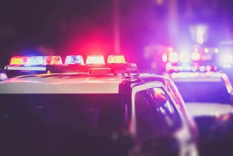 Homem mata companheira e tenta fingir que foi suicídio