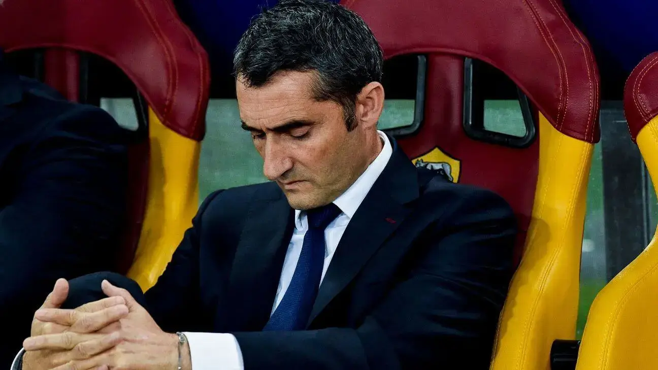 Barcelona demite Ernesto Valverde e anuncia Quique Setién como novo treinador