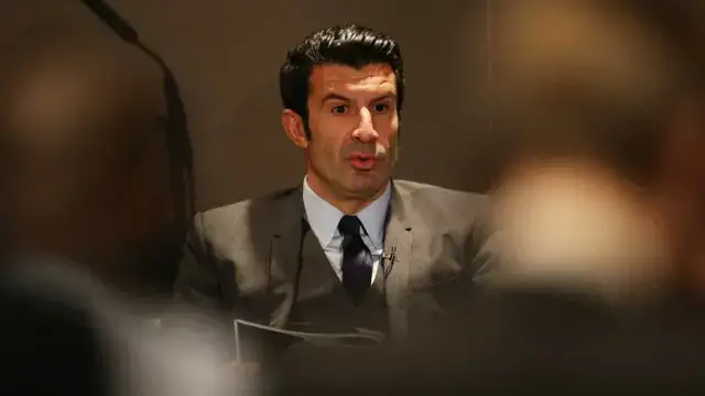 Figo explica saída do Real Madrid e culpa Vanderlei Luxemburgo