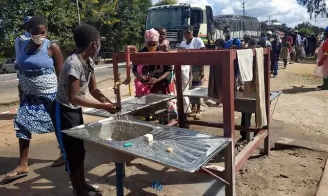 COVID-19 Mais de cinco mil pessoas passam por desinfecção diária em Nicoadala