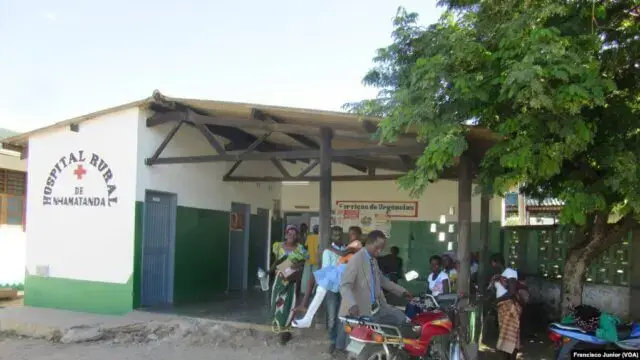 Seis homens armados roubam e queimam centro de saúde em Sofala