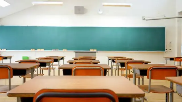 UNESCO apela governos para que reabram as escolas