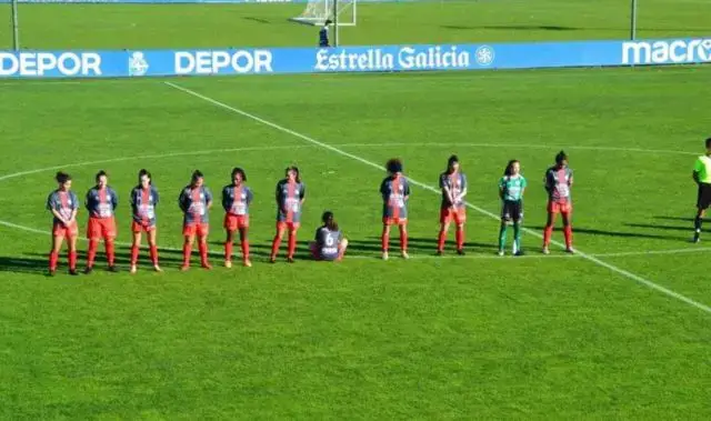 Jogadora diz receber ameaça de morte após protesto contra Maradona