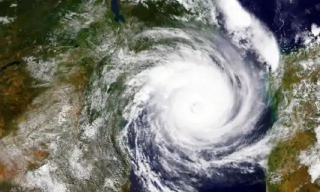 TEMPESTADE