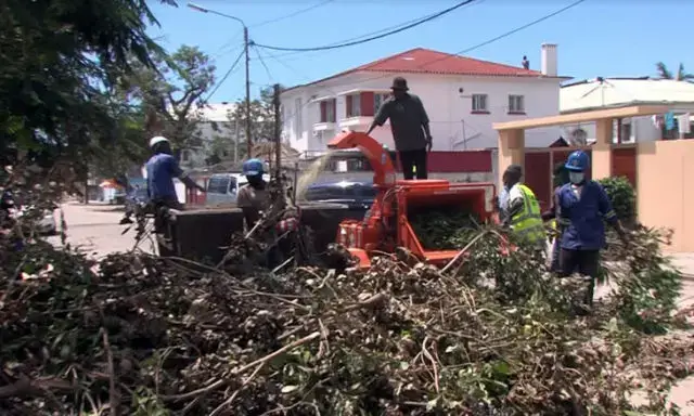 Remoção do lixo resultante do “Eloise” vai demorar 30 dias na Beira