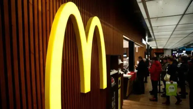 Empresário afro-americano processa a McDonald's por discriminação