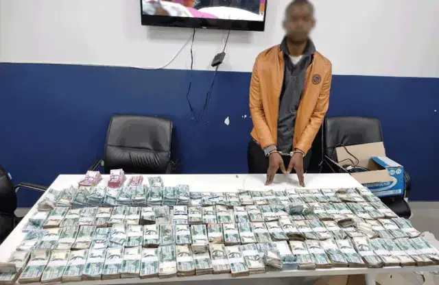Três indivíduos estão detidos por posse de mais de dois milhões de meticais em Maputo