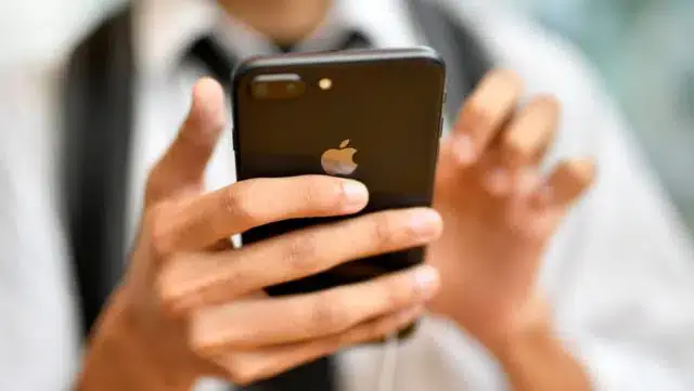Utilizadores poderão consertar seus próprios iPhones