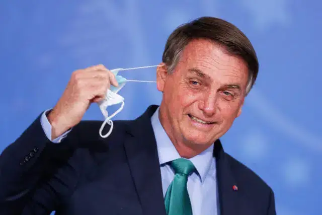 Bolsonaro-contra-a-celebracao-do-Carnaval-em-2022