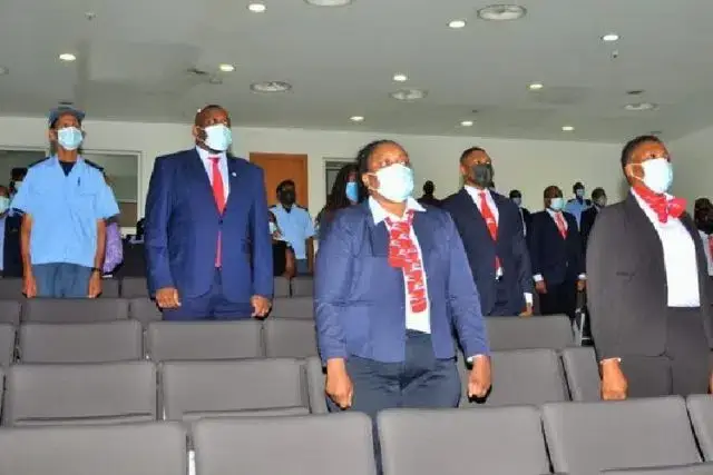 Autoridade Tributária patenteou funcionários em Maputo