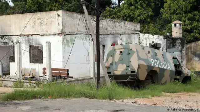 População em fuga após disparos junto à vila de Macomia