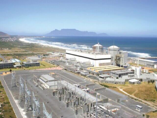 África do Sul aprova 1,1 mil milhões para central nuclear de Koeberg
