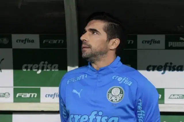 Abel Ferreira é favorito para substituir Tite