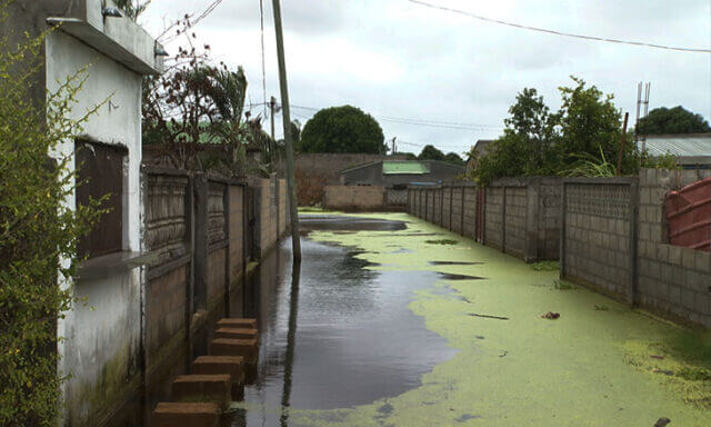 Mais de 100 casas continuam inundadas em Khongolote