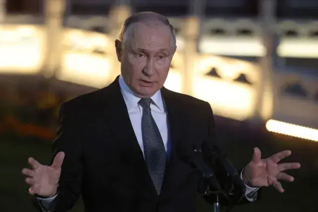 Putin assina retirada da Rússia do tratado que proíbe testes nucleares