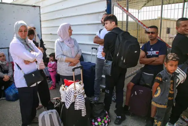 Saída de Gaza está suspensa desde sábado após ataque a ambulância