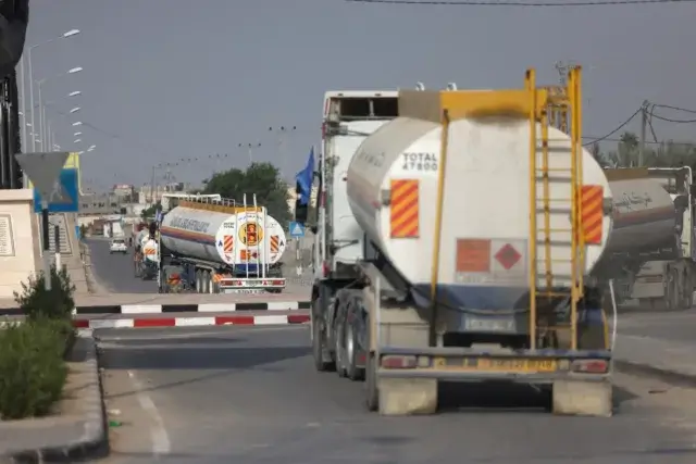 Israel autoriza entrega de combustível a Gaza