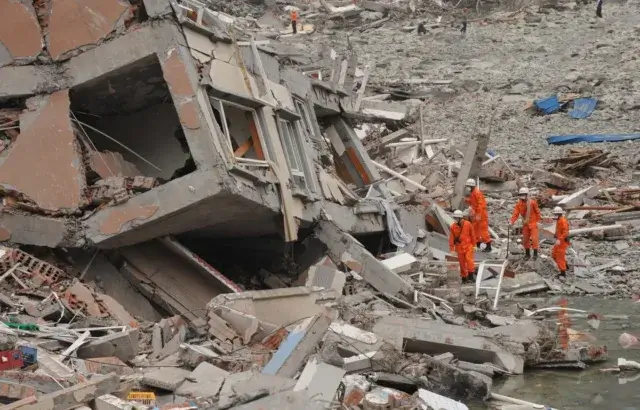 Número de mortos sobe para 116 após sismo no noroeste da China