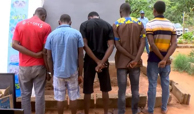 Cinco jovens detidos por assaltos a residências em Sofala